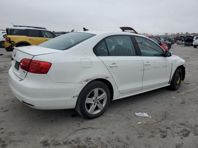 Photo 3 from auction – 2012 VOLKSWAGEN JETTA TDI with VIN 3VW3L7AJ2CM325977