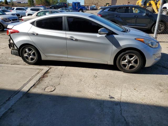 Photo 4 from auction – 2012 HYUNDAI ELANTRA GL with VIN 5NPDH4AE8CH119918