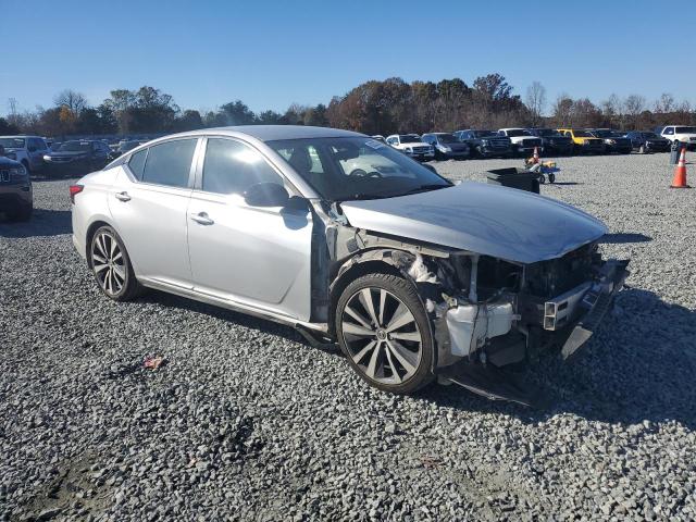 Photo 4 from auction – 2020 NISSAN ALTIMA SR with VIN 1N4BL4CV1LC224465