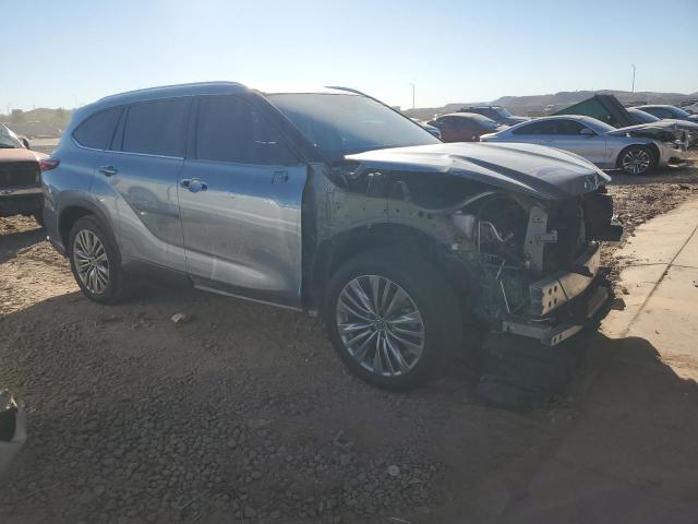 Photo 4 from auction – 2022 TOYOTA HIGHLANDER with VIN 5TDFZRAH5NS117408