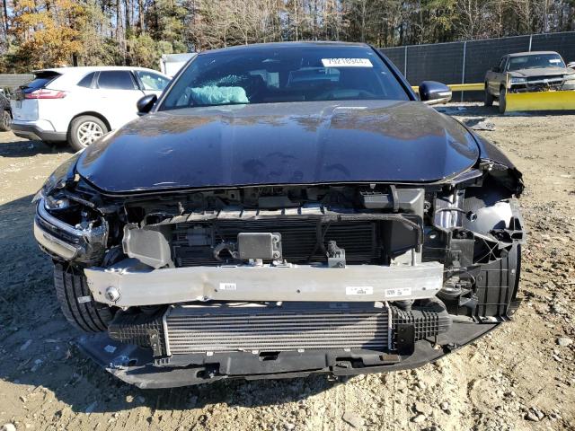 Photo 5 from auction – 2023 GENESIS G70 BASE with VIN KMTG54TE9PU110984