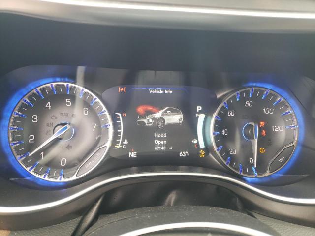 Photo 9 from auction – 2017 CHRYSLER PACIFICA L with VIN 2C4RC1GG1HR585762