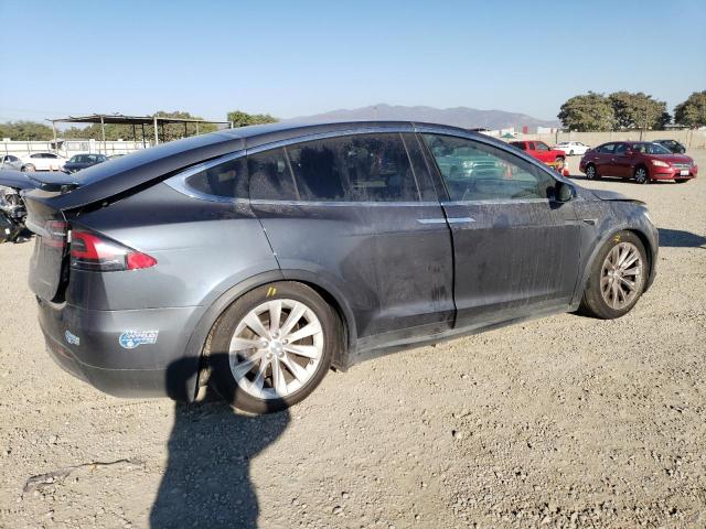 Photo 3 from auction – 2020 TESLA MODEL X with VIN 5YJXCAE20LF281552
