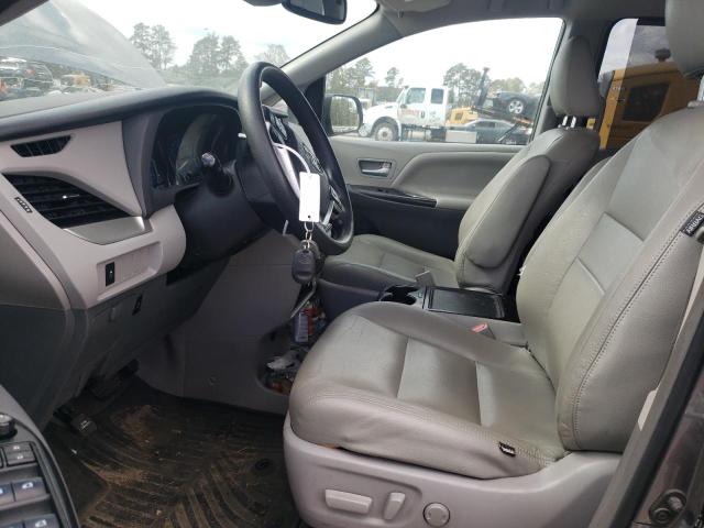 Photo 7 from auction – 2018 TOYOTA SIENNA LE with VIN 5TDKZ3DC4JS915680