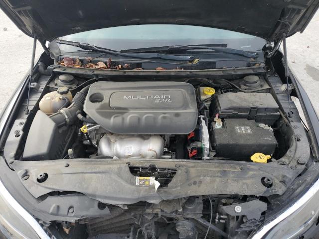 Photo 11 from auction – 2016 CHRYSLER 200 LIMITE with VIN 1C3CCCAB6GN135376