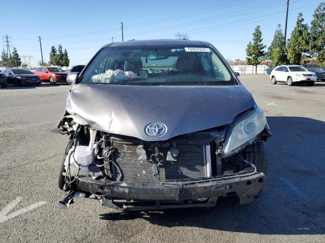 Photo 5 from auction – 2015 TOYOTA SIENNA LE with VIN 5TDKK3DC5FS579808