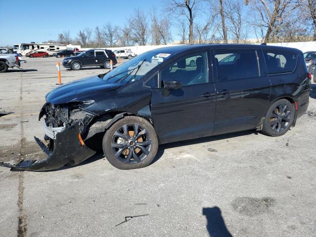CHRYSLER PACIFICA T 2019 with VIN 2C4RC1FG6KR508037 - Photo from auction