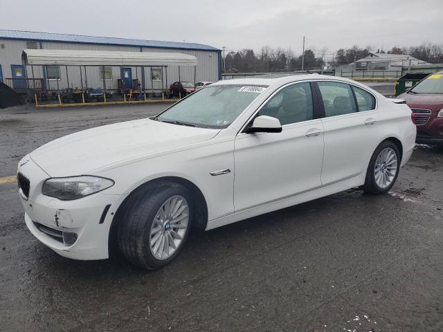 BMW 535 XI 2013 with VIN WBAFU7C51DDU76168 - Photo from auction
