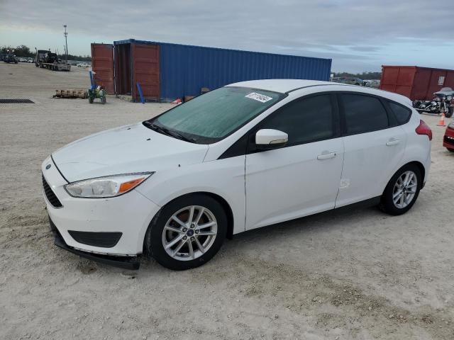 FORD FOCUS SE 2015 с VIN 1FADP3K21FL283759 - Фото с аукциона