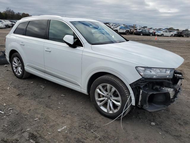 Photo 4 from auction – 2017 AUDI Q7 PREMIUM with VIN WA1LAAF78HD016451