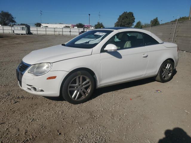 VOLKSWAGEN EOS LUX 2008 مع رقم تعريف المركبة WVWFA71F18V029623 - صورة من المزاد