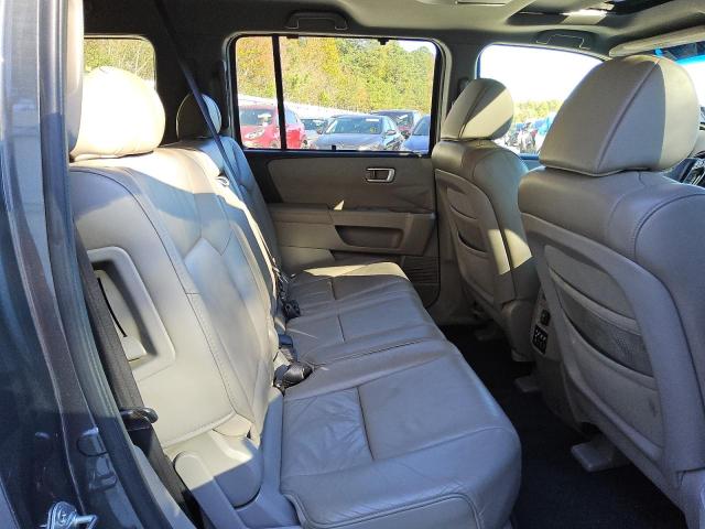 Photo 11 from auction – 2010 HONDA PILOT TOUR with VIN 5FNYF3H93AB018002