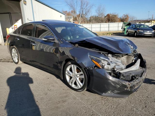 Photo 4 from auction – 2017 NISSAN ALTIMA 3.5 with VIN 1N4BL3AP7HC472158