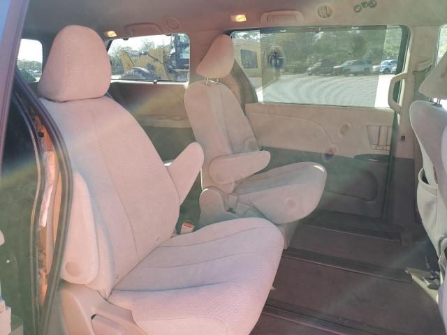Photo 11 from auction – 2011 TOYOTA SIENNA LE with VIN 5TDJK3DC7BS027474
