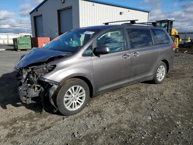TOYOTA SIENNA XLE 2011 with VIN 5TDYK3DC5BS091320 - Photo from auction