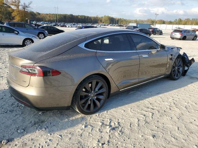 Photo 3 from auction – 2015 TESLA MODEL S 90 with VIN 5YJSA1V27FF100483