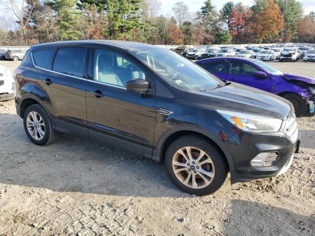Photo 4 from auction – 2017 FORD ESCAPE SE with VIN 1FMCU0GDXHUA87500