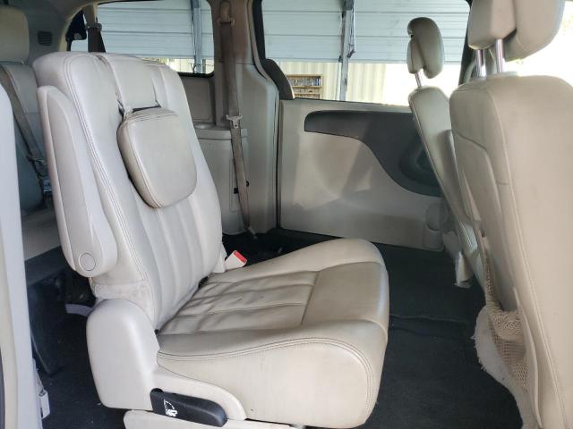 Photo 11 from auction – 2013 CHRYSLER TOWN & COU with VIN 2C4RC1BG1DR554870