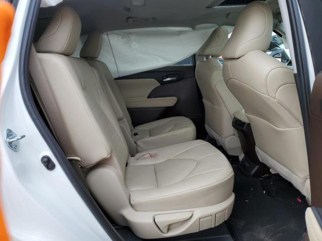 Photo 10 from auction – 2022 TOYOTA HIGHLANDER with VIN 5TDHZRBH2NS170901