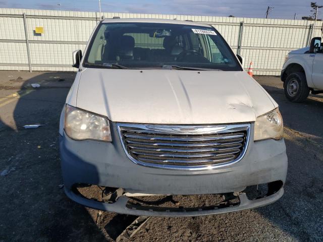 Photo 5 from auction – 2013 CHRYSLER TOWN & COU with VIN 2C4RC1BG9DR743220