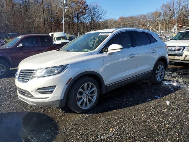 LINCOLN MKC SELECT 2017 with VIN 5LMCJ2D99HUL71900 - Photo from auction