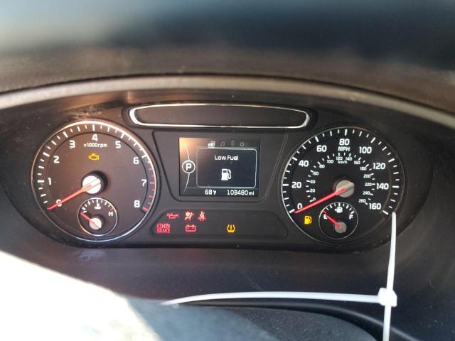 Photo 9 from auction – 2016 KIA SORENTO LX with VIN 5XYPGDA54GG085733