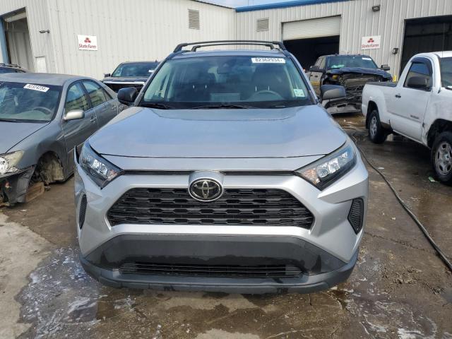 Photo 5 from auction – 2019 TOYOTA RAV4 LE with VIN JTMH1RFV3KJ006346
