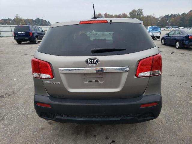 Photo 6 from auction – 2013 KIA SORENTO LX with VIN 5XYKTCA62DG320568
