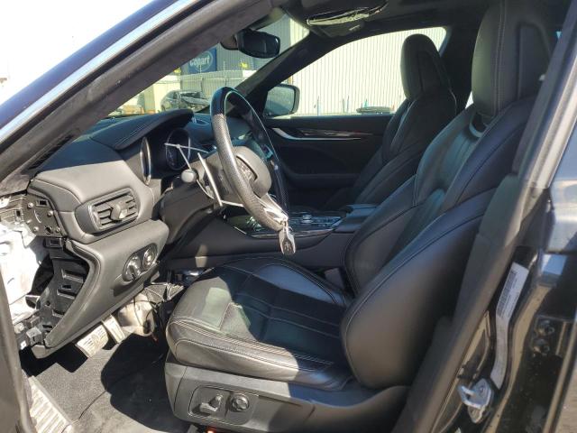 Photo 7 from auction – 2017 MASERATI LEVANTE S with VIN ZN661YUS6HX220696