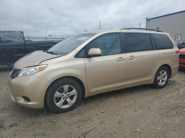 Photo 1 from auction – 2013 TOYOTA SIENNA LE with VIN 5TDKK3DC3DS286891