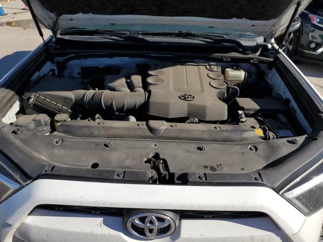 Photo 12 from auction – 2019 TOYOTA 4RUNNER SR with VIN JTEBU5JR2K5662686