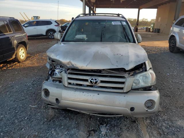 Photo 5 from auction – 2005 TOYOTA HIGHLANDER with VIN JTEGP21A250065576