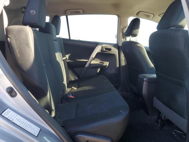 Photo 11 from auction – 2018 TOYOTA RAV4 LE with VIN 2T3ZFREV4JW425524