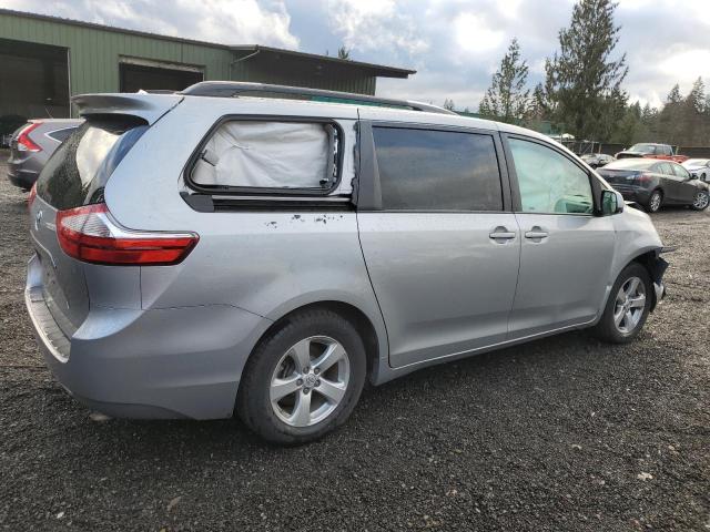 Photo 3 from auction – 2016 TOYOTA SIENNA LE with VIN 5TDKK3DC1GS756243