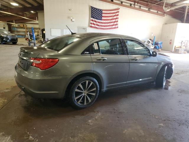 Photo 3 from auction – 2013 CHRYSLER 200 LIMITE with VIN 1C3CCBCG6DN553418