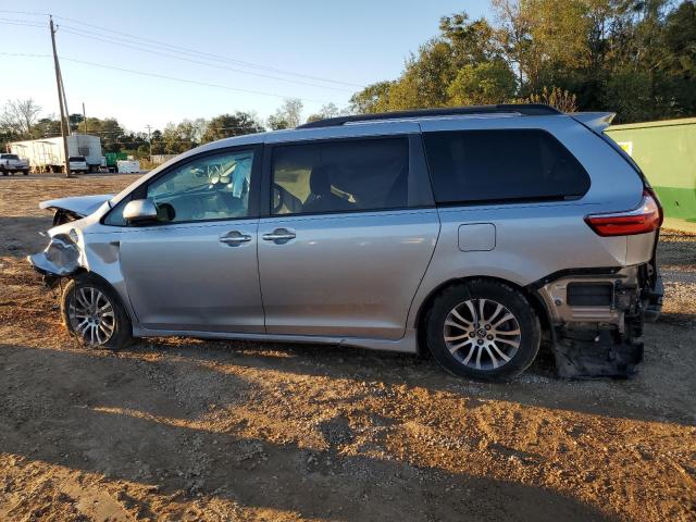 Photo 2 from auction – 2018 TOYOTA SIENNA XLE with VIN 5TDYZ3DC7JS963698