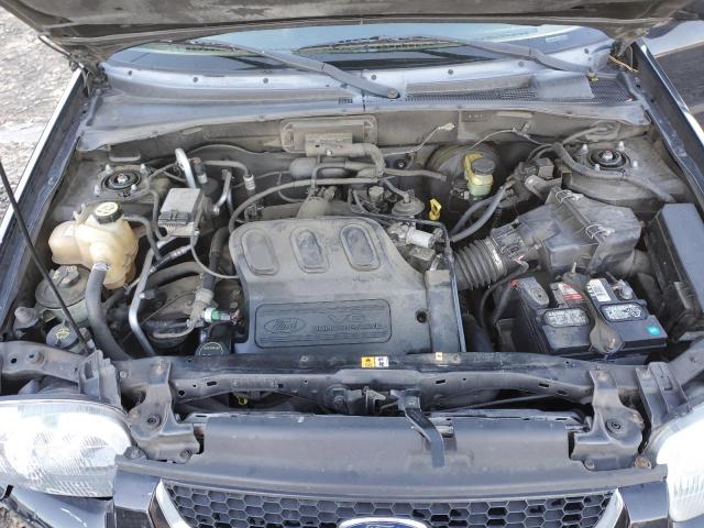 Photo 12 from auction – 2003 FORD ESCAPE LIM with VIN 1FMCU94123KE19996
