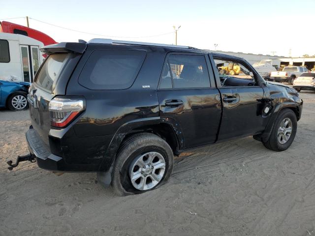 Photo 3 from auction – 2018 TOYOTA 4RUNNER SR with VIN JTEZU5JR3J5178474