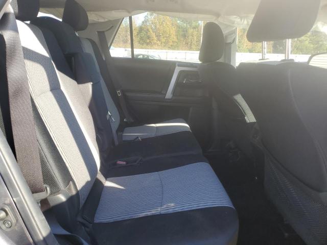 Photo 11 from auction – 2018 TOYOTA 4RUNNER SR with VIN JTEZU5JR6J5171101