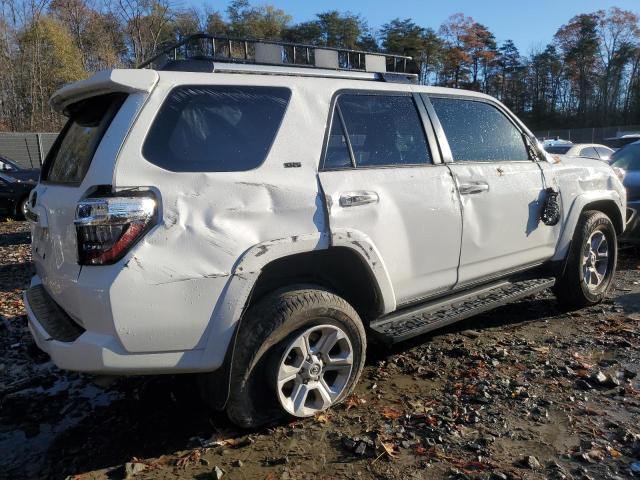 Photo 3 from auction – 2022 TOYOTA 4RUNNER SR with VIN JTEMU5JR1N6008740