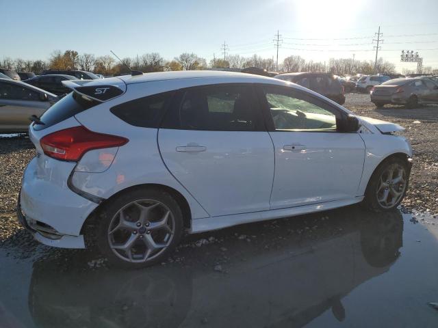 Photo 3 from auction – 2017 FORD FOCUS ST with VIN 1FADP3L9XHL243713