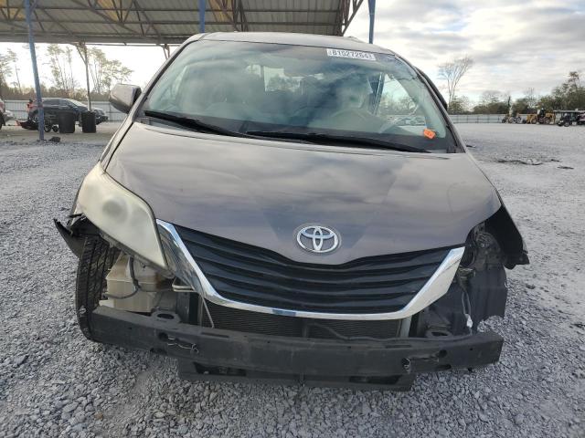 Photo 5 from auction – 2013 TOYOTA SIENNA LE with VIN 5TDKK3DC7DS284402