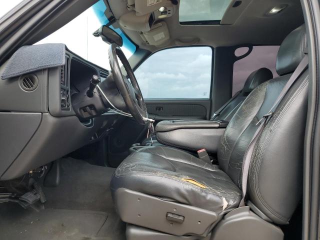 Photo 7 from auction – 2004 CHEVROLET AVALANCHE with VIN 3GNEC12T84G148710