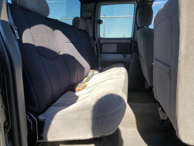 Photo 10 from auction – 2005 CHEVROLET SILVERADO with VIN 1GCEC19V35Z261417