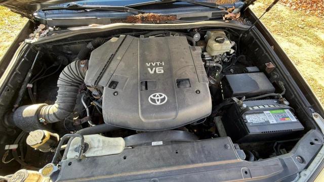 Photo 7 from auction – 2004 TOYOTA 4RUNNER SR with VIN JTEBU14R940031986