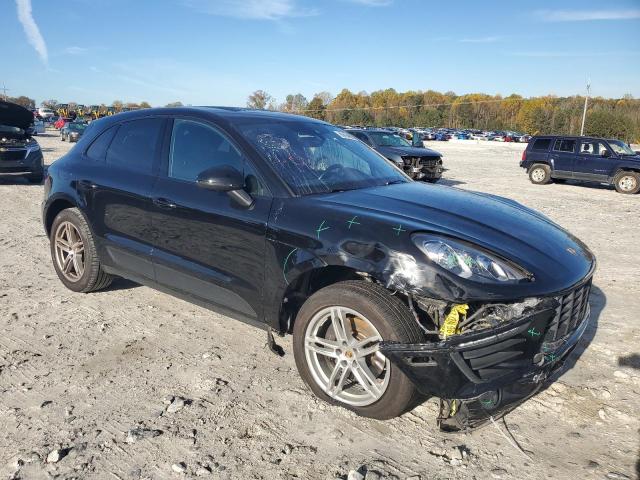Photo 4 from auction – 2017 PORSCHE MACAN with VIN WP1AA2A50HLB05623