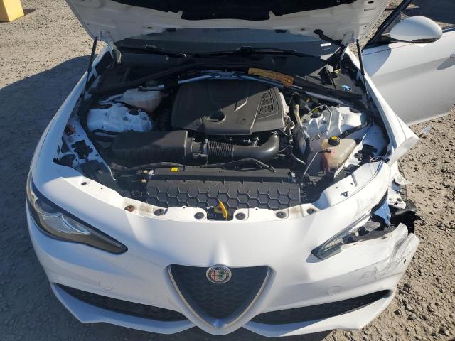 Photo 11 from auction – 2017 ALFA ROMEO GIULIA with VIN ZARFAEBN3H7546703