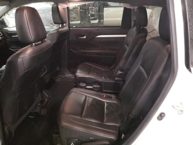 Photo 11 from auction – 2019 TOYOTA HIGHLANDER with VIN 5TDJZRFH9KS627808