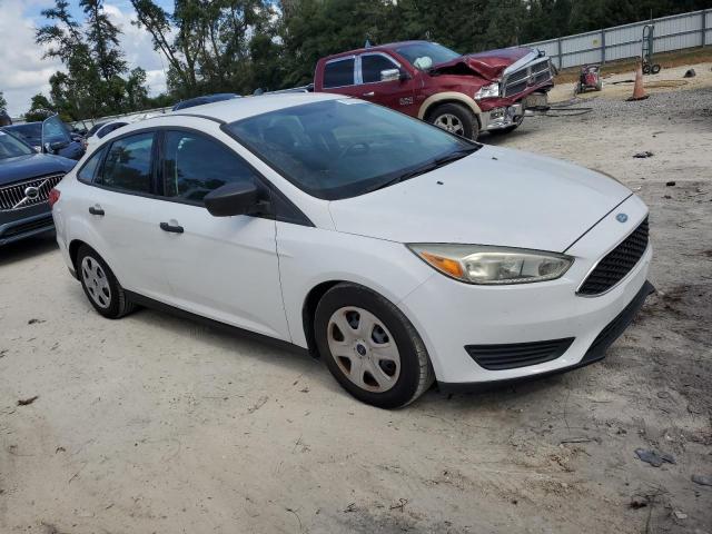 Photo 4 from auction – 2015 FORD FOCUS S with VIN 1FADP3E24FL270418