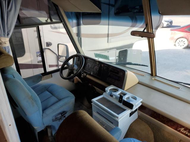 Photo 5 from auction – 1996 CHEVROLET P30 with VIN 1GBLP37J6T3314901